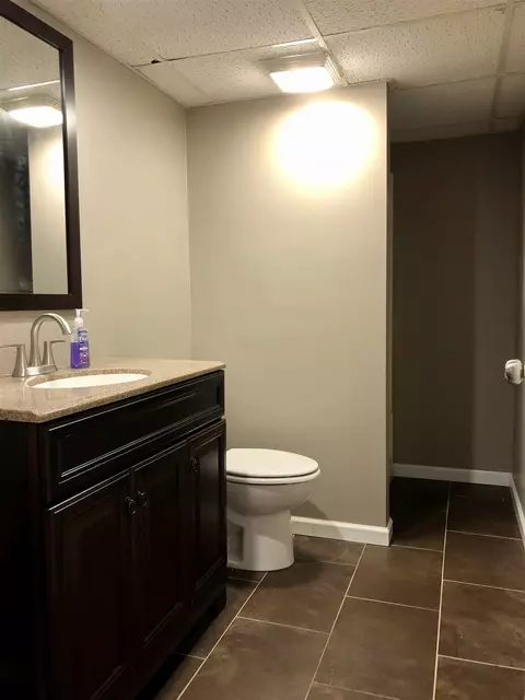 1418 Thomas St, Macomb, IL 61455 photo 20