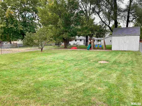 1418 Thomas St, Macomb, IL 61455 photo 26