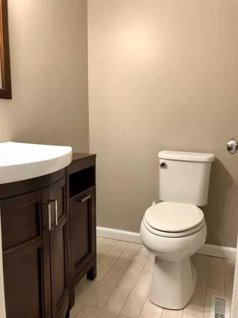 1418 Thomas St, Macomb, IL 61455 photo 10