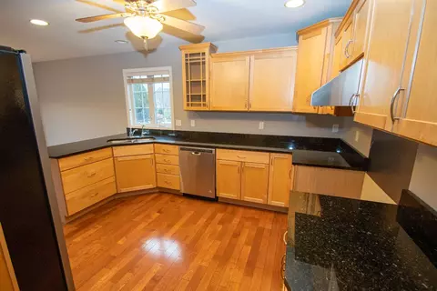 11708 N Dunmore Dr, Dunlap, IL 61525 photo 8