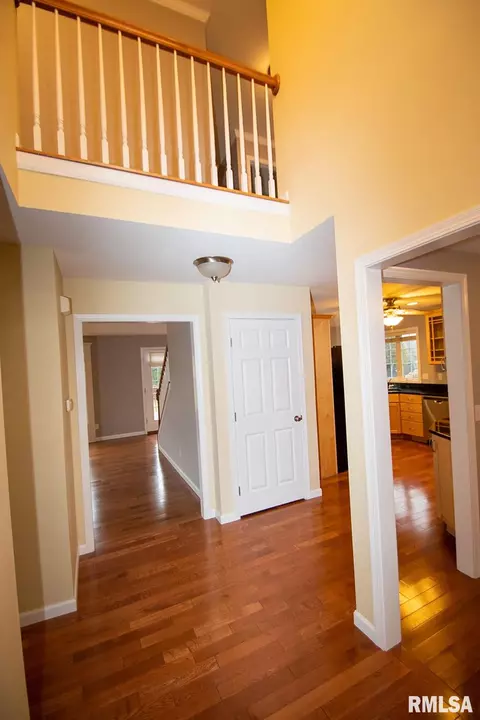 11708 N Dunmore Dr, Dunlap, IL 61525 photo 4