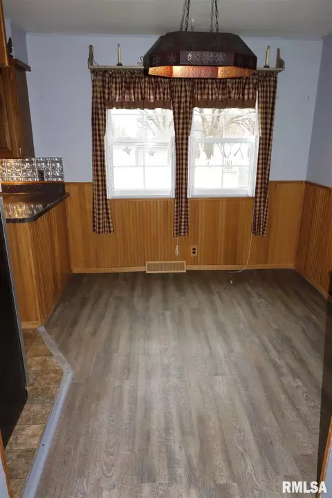 310 N 6th St, Dunlap, IL 61525 photo 26
