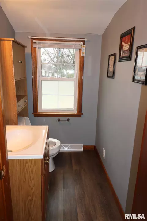 310 N 6th St, Dunlap, IL 61525 photo 20
