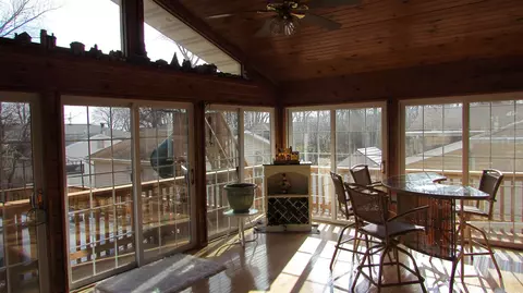 600 Oak St, Delavan, IL 61734 photo 7