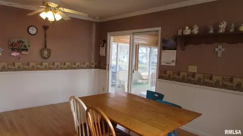 600 Oak St, Delavan, IL 61734 photo 18