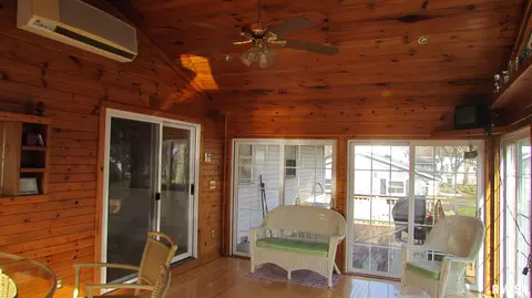 600 Oak St, Delavan, IL 61734 photo 11