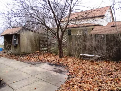 121 W 4th St, Delavan, IL 61734 photo 21
