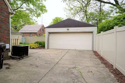 114 N Kickapoo Ter, Peoria, IL 61604 photo 33