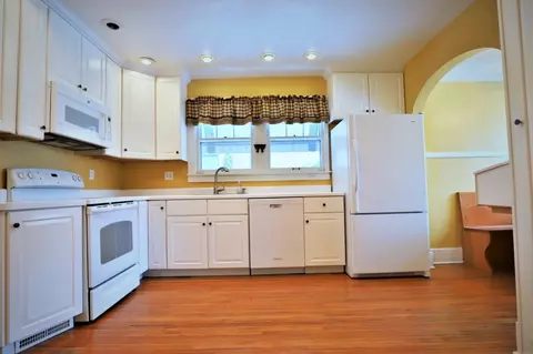 114 N Kickapoo Ter, Peoria, IL 61604 photo 7