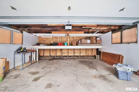 114 N Kickapoo Ter, Peoria, IL 61604 photo 34