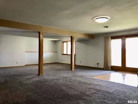 18 Richard Dr, Macomb, IL 61455 photo 30