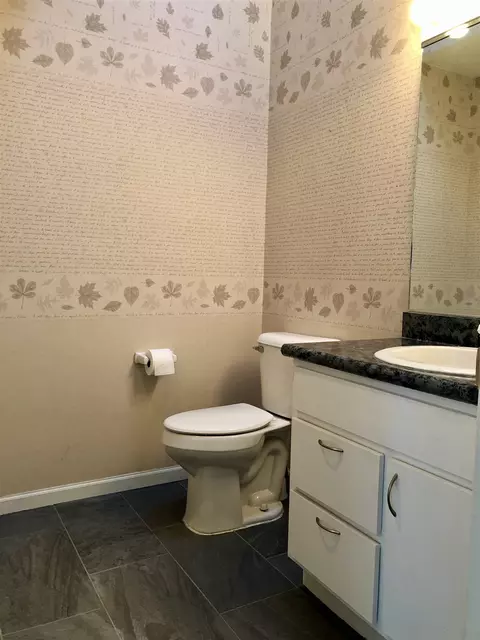 18 Richard Dr, Macomb, IL 61455 photo 11