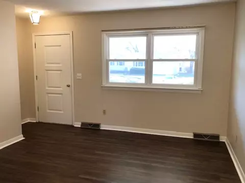 307 Meadow Dr, Macomb, IL 61455 photo 7
