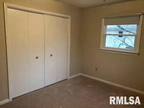 307 Meadow Dr, Macomb, IL 61455 photo 21