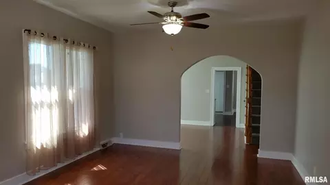 116 Lincoln Ave, Flora, IL 62839 photo 7