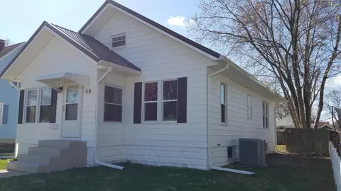 116 Lincoln Ave, Flora, IL 62839 photo 2