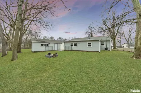 109 Kickapoo Ct, Marquette Heights, IL 61554 photo 6