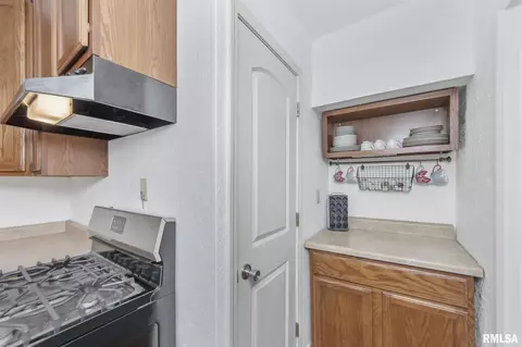 109 Kickapoo Ct, Marquette Heights, IL 61554 photo 32