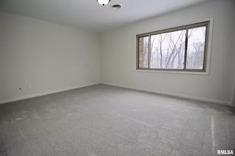 5 Gale Ct, Pekin, IL 61554 photo 17
