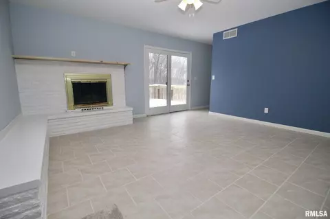 5 Gale Ct, Pekin, IL 61554 photo 13
