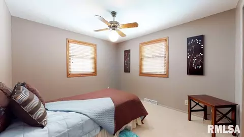 3129 W Chartwell Rd, Peoria, IL 61614 photo 21