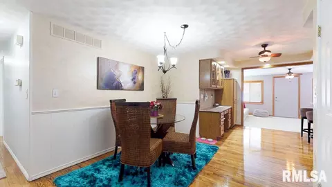 3129 W Chartwell Rd, Peoria, IL 61614 photo 15