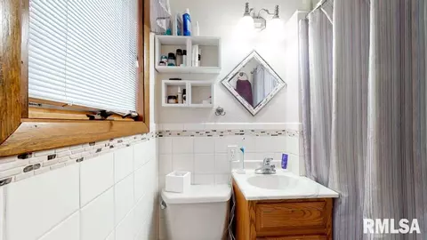 3129 W Chartwell Rd, Peoria, IL 61614 photo 18