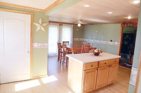 16207 E Cypress Rd, Canton, IL 61520 photo 7