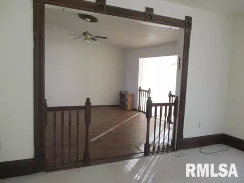 925 E Jefferson St, Macomb, IL 61455 photo 6