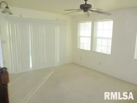 925 E Jefferson St, Macomb, IL 61455 photo 9