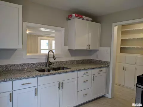 1417 Loretta St, Pekin, IL 61554 photo 11