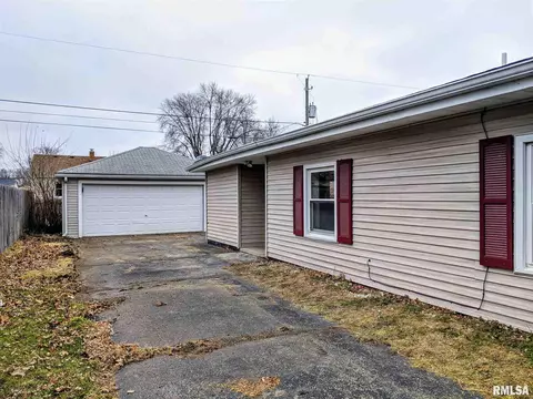 1417 Loretta St, Pekin, IL 61554 photo 36
