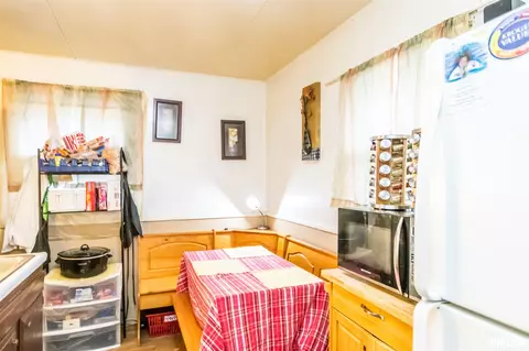 1014 E Behrends Ave, Peoria, IL 61603 photo 11