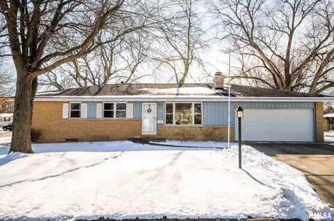 756 E Monroe St, Morton, IL 61550 photo 1
