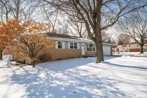 756 E Monroe St, Morton, IL 61550 photo 2