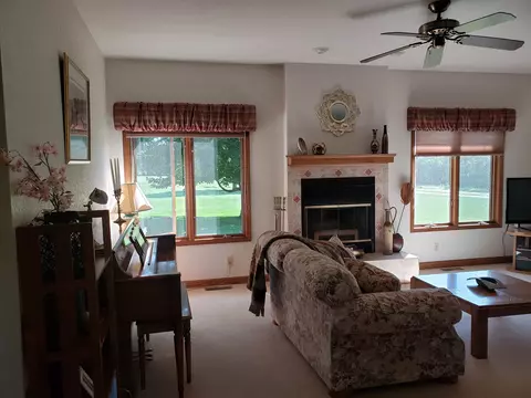 15926 N Centerville Rd, Edelstein, IL 61526 photo 11