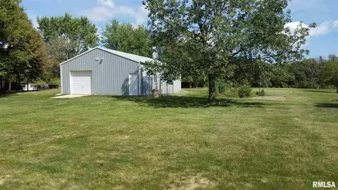 15926 N Centerville Rd, Edelstein, IL 61526 photo 5