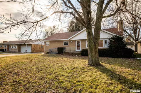 725 S Kickapoo Ln, Peoria, IL 61604 photo 6