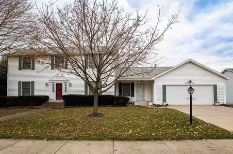 12613 N Cedar Bluff Dr, Dunlap, IL 61525 photo 1
