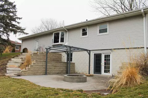 805 Curtis Ct, Eureka, IL 61530 photo 10