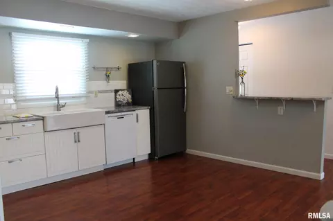 805 Curtis Ct, Eureka, IL 61530 photo 18