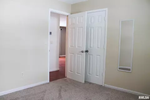 805 Curtis Ct, Eureka, IL 61530 photo 25