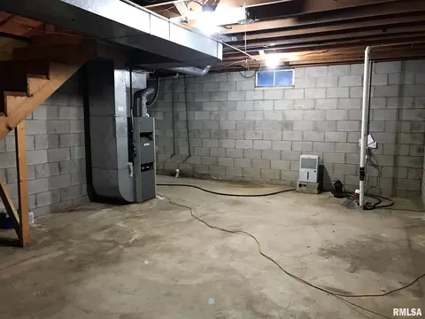 301 E Pearson St, Eureka, IL 61530 photo 18