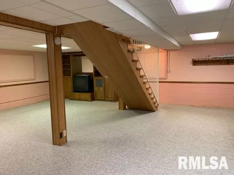 500 W Burton Ave, Eureka, IL 61530 photo 20