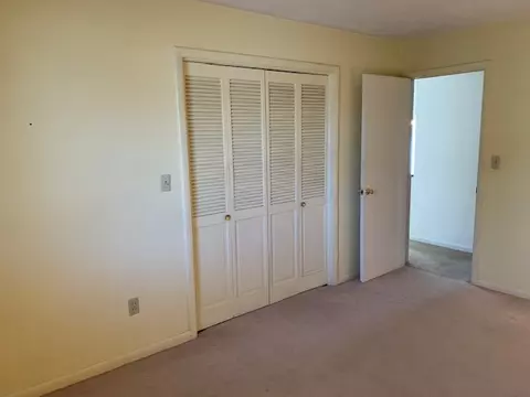 500 W Burton Ave, Eureka, IL 61530 photo 11