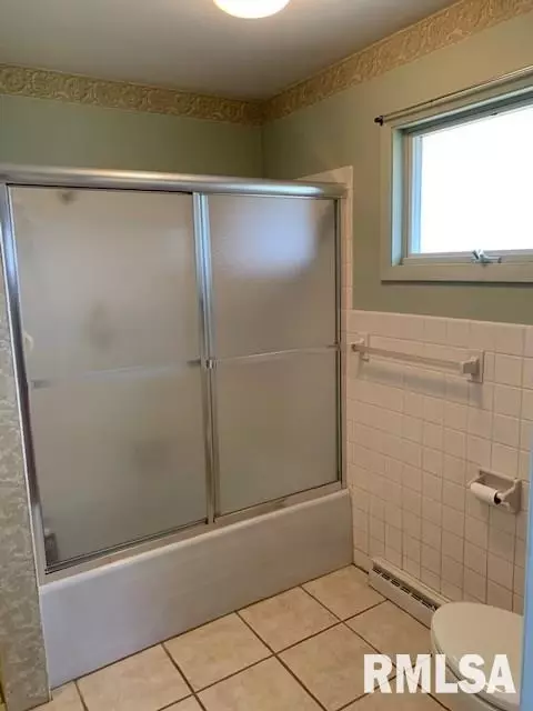 500 W Burton Ave, Eureka, IL 61530 photo 16