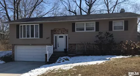1509 Joyce Ln, Macomb, IL 61455 photo 1
