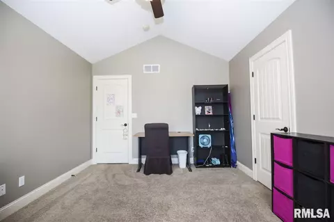 1265 E Monroe St, Morton, IL 61550 photo 32