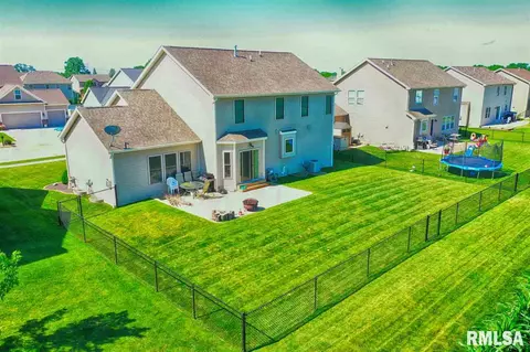 1265 E Monroe St, Morton, IL 61550 photo 5
