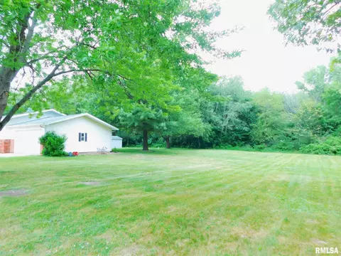 9521 W Guinivere Dr, Mapleton, IL 61547 photo 2